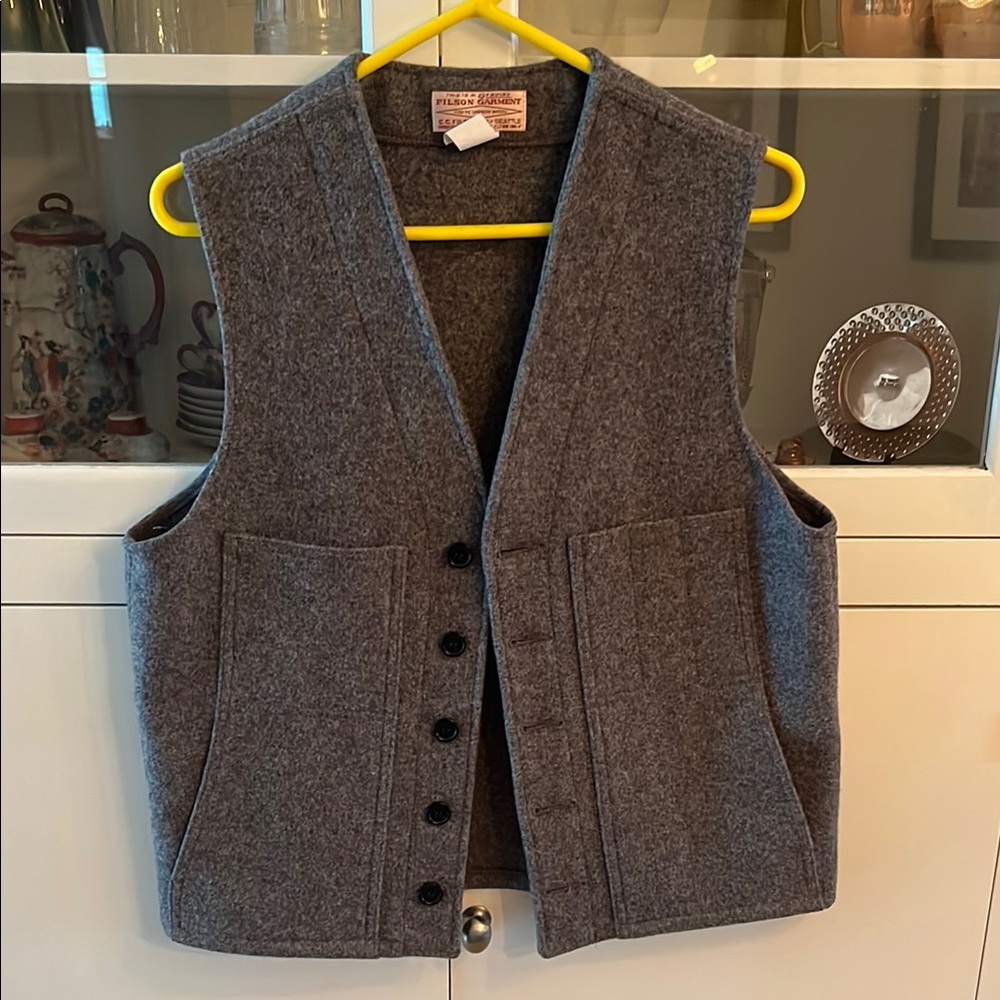 FILSON MEN’S GARMENT Gray Wool Vest 100% Virgin Wool Size 38